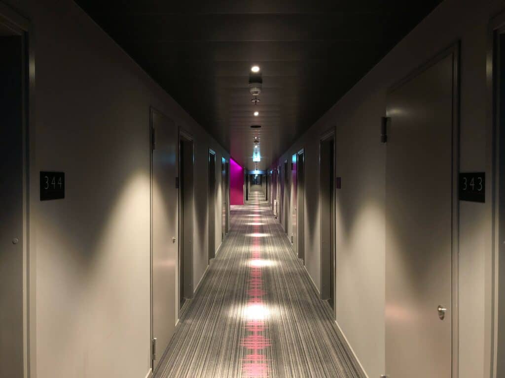 Hotel Hacks - Hotel Corridor