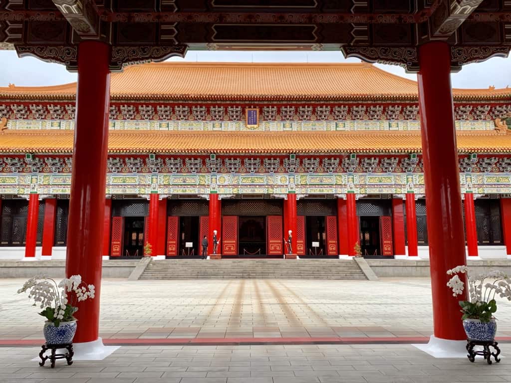 Taipei Best Things To Do - National Rev Shrine