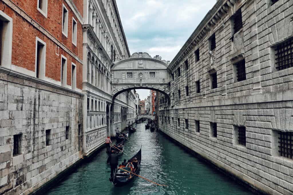 Best Things To Do In Venice - Bridge Of Sighs