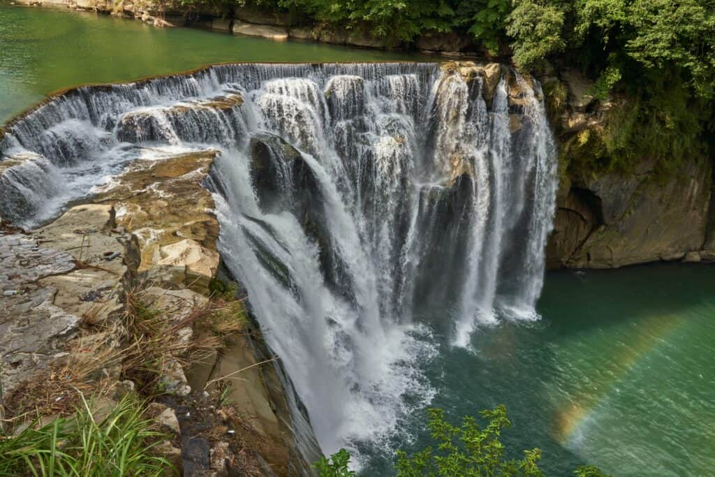 Best Things To Do Outside Of Taipei - Shifen Waterfall