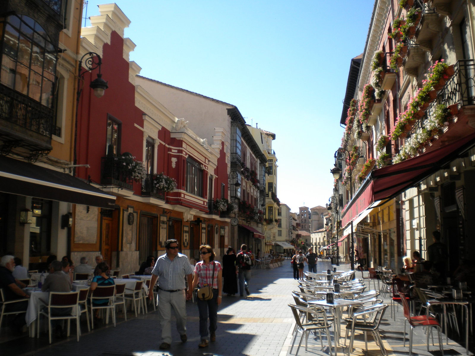 Eating In León is one of the best things to do