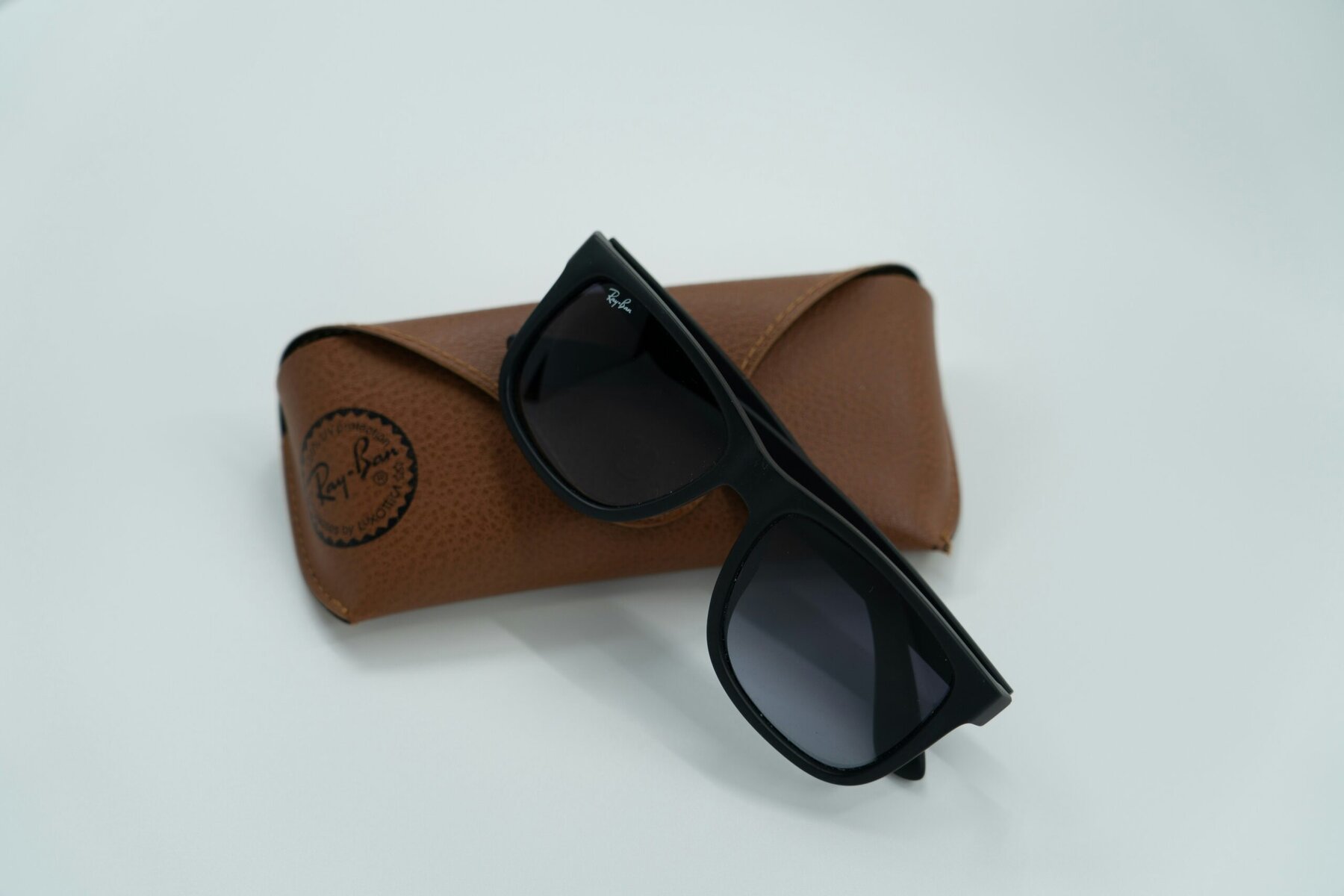 11 Things You Always Forget to Pack - sunglasses