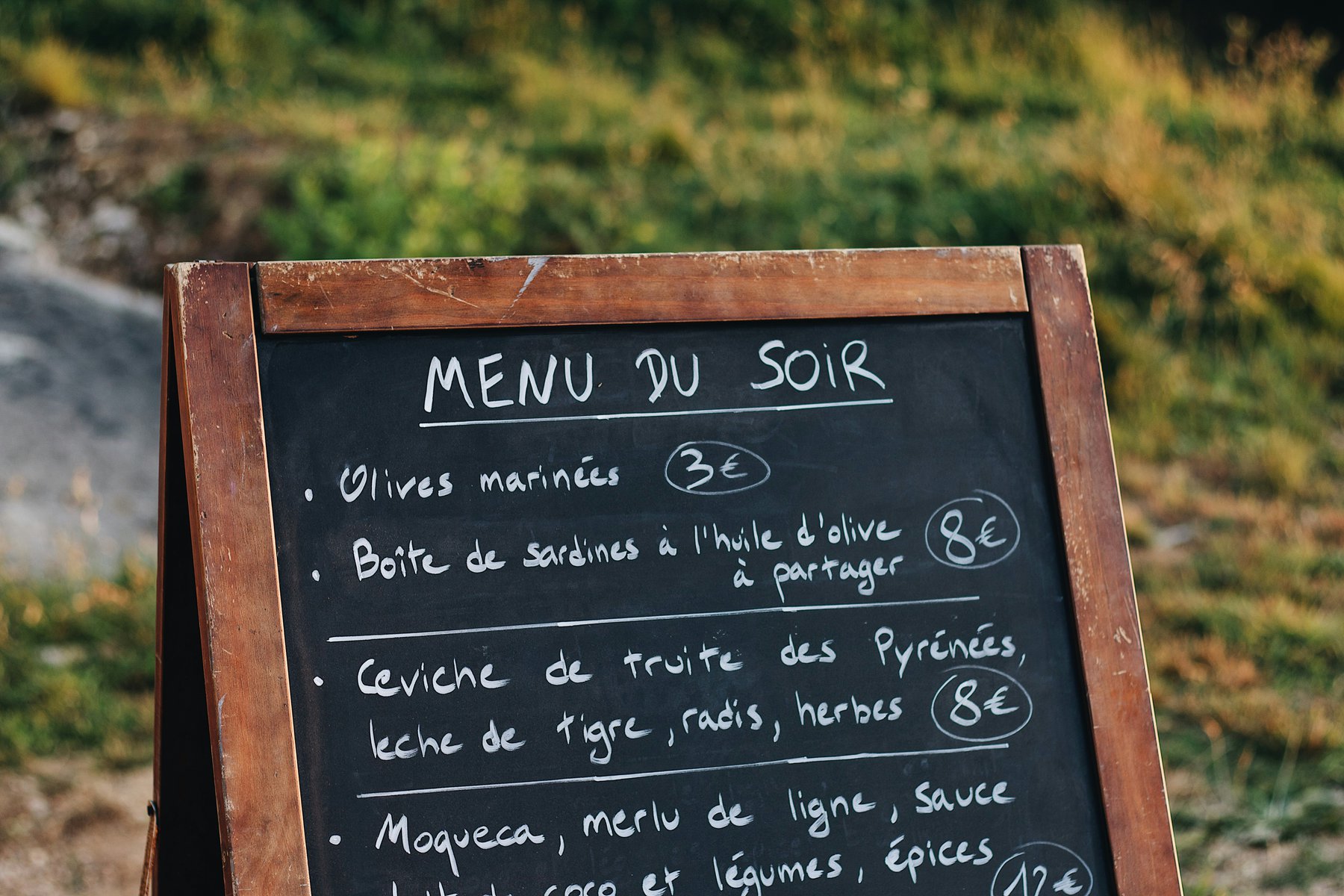 Budget Tips From Tour Guides