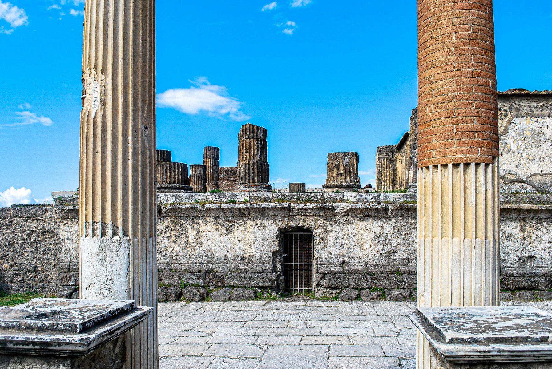 Pompeii Vs Herculaneum - Which One Is Better?